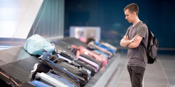 Bay người không – Xu hướng “chống phí hành lý” mới của Gen Z & Millennials