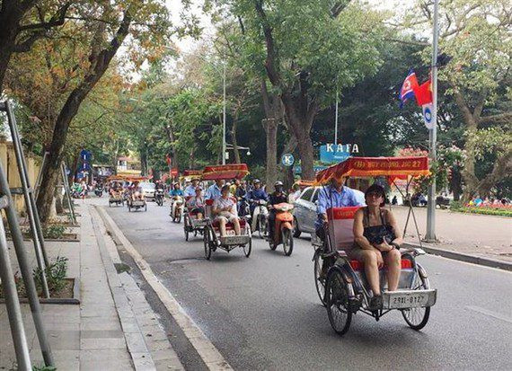 Xích lô Bờ Hồ 